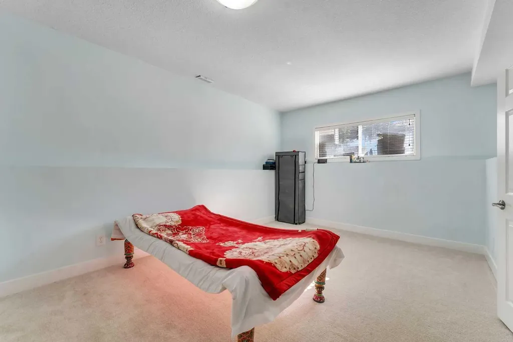 280158 Township Road 240 Chestermere AB T1X 0K5