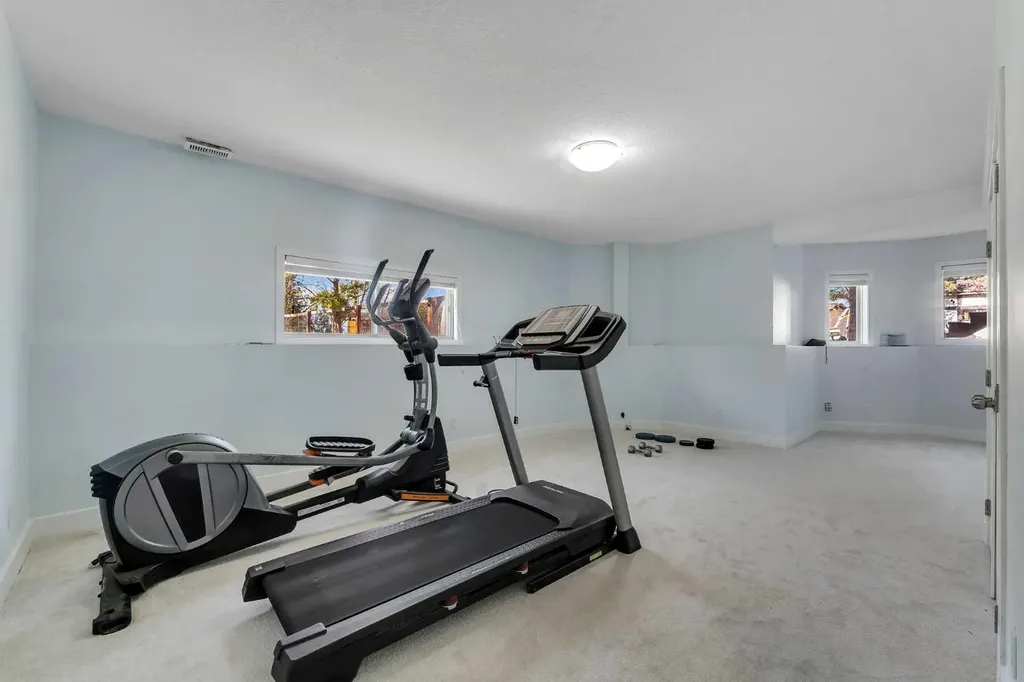 280158 Township Road 240 Chestermere AB T1X 0K5