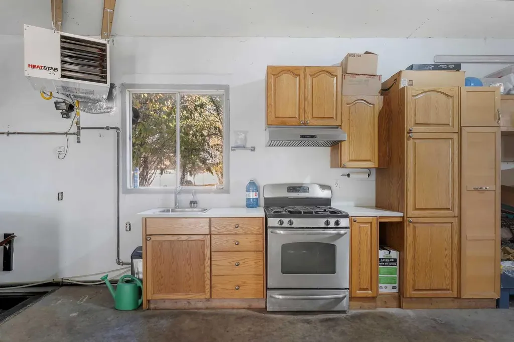 280158 Township Road 240 Chestermere AB T1X 0K5