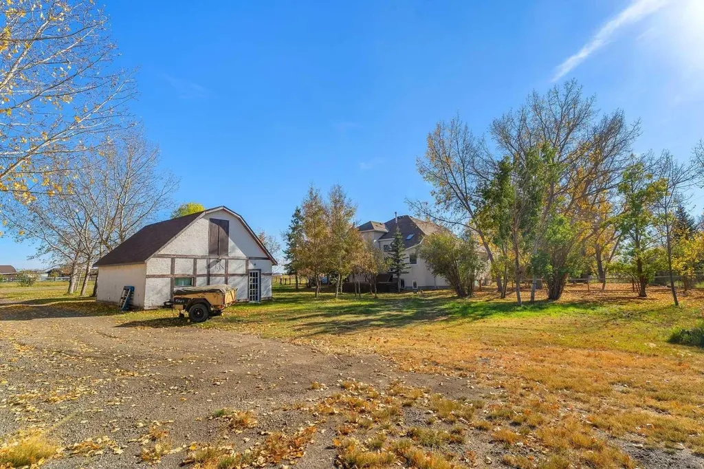 280158 Township Road 240 Chestermere AB T1X 0K5