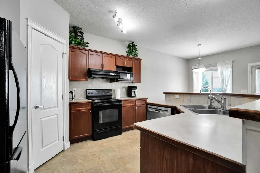 292 Taralake Terrace NE Calgary AB T3J0A1