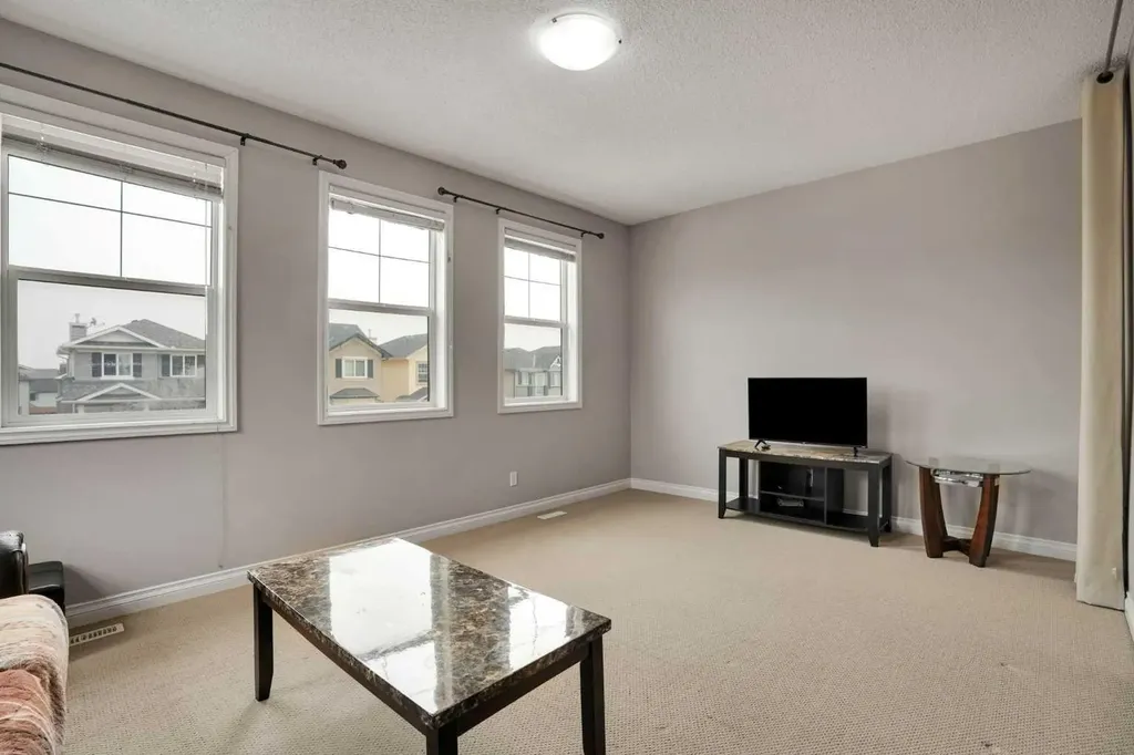 292 Taralake Terrace NE Calgary AB T3J0A1