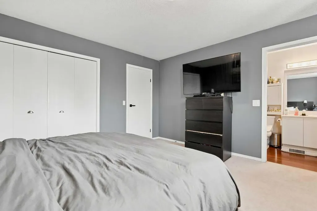 61 Mt Aberdeen Circle SE Calgary AB T2Z 3H1