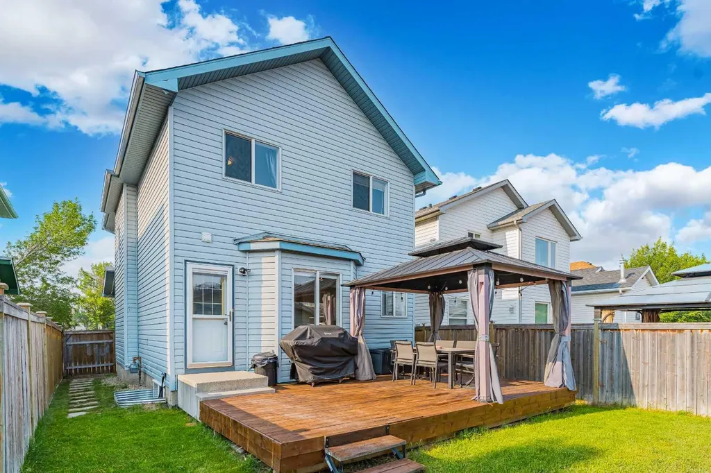 61 Mt Aberdeen Circle SE Calgary AB T2Z 3H1