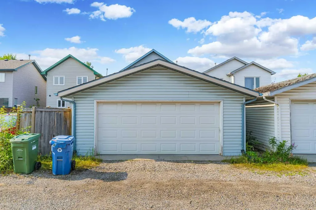 61 Mt Aberdeen Circle SE Calgary AB T2Z 3H1