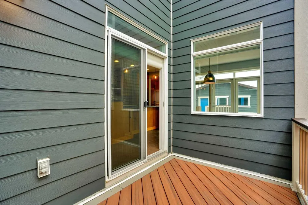 145 Marquis Common SE Calgary AB T3M 1N7