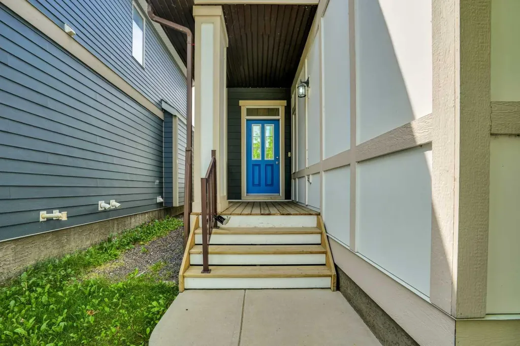 145 Marquis Common SE Calgary AB T3M 1N7