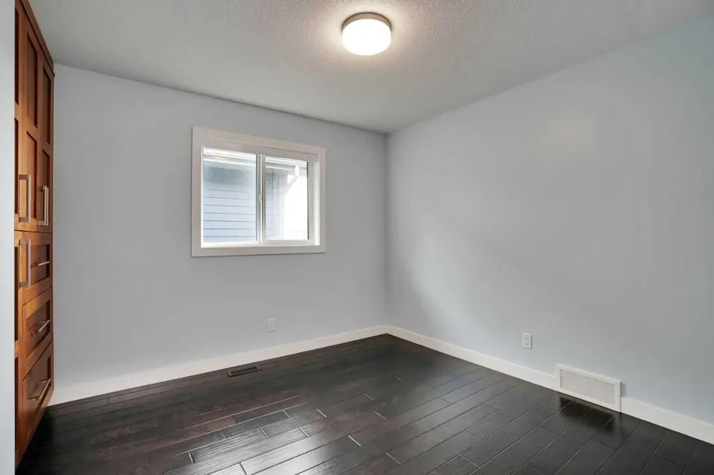 145 Marquis Common SE Calgary AB T3M 1N7