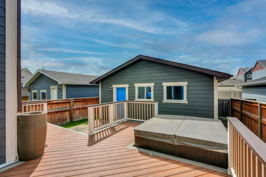 145 Marquis Common SE Calgary AB T3M 1N7