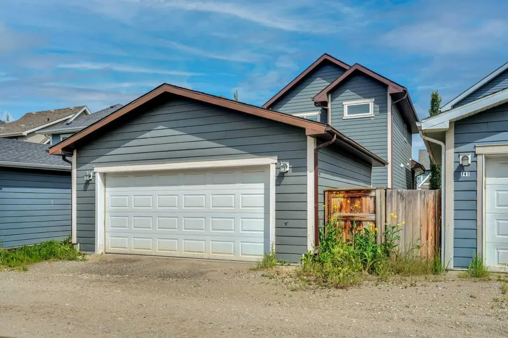 145 Marquis Common SE Calgary AB T3M 1N7