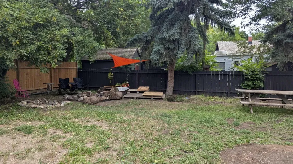 5028 52 Street Provost AB T0B 3S0