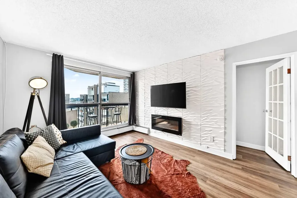 340 14 Avenue SW Calgary AB T2R 0M3
