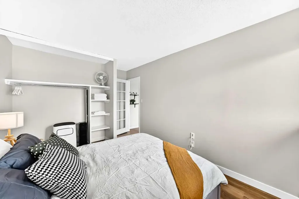 340 14 Avenue SW Calgary AB T2R 0M3