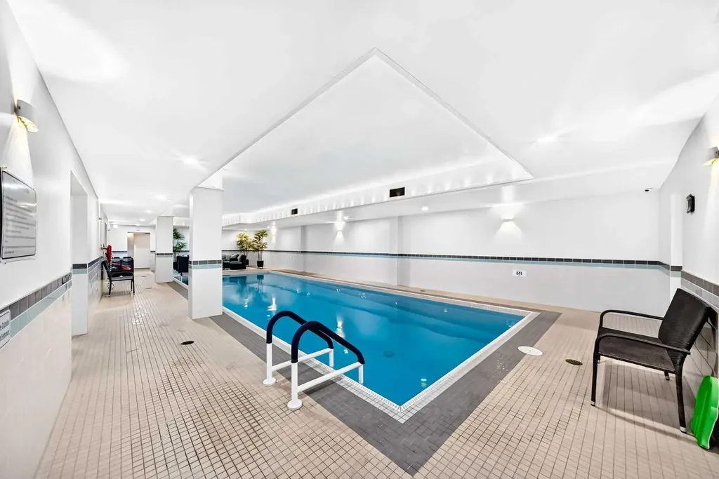 340 14 Avenue SW Calgary AB T2R 0M3