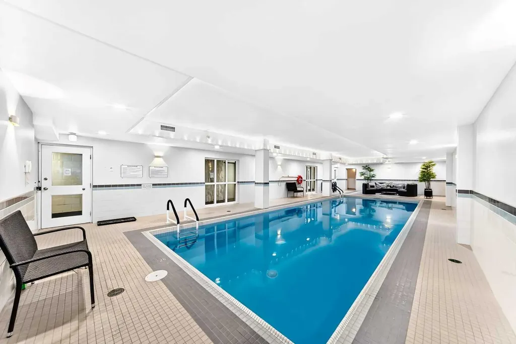 340 14 Avenue SW Calgary AB T2R 0M3