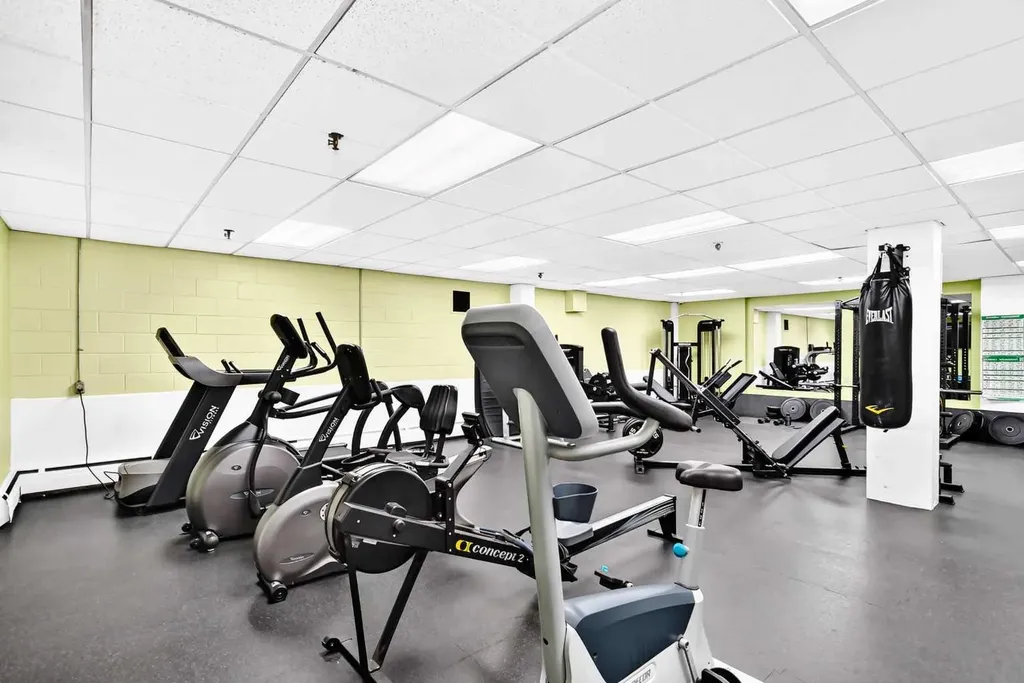 340 14 Avenue SW Calgary AB T2R 0M3