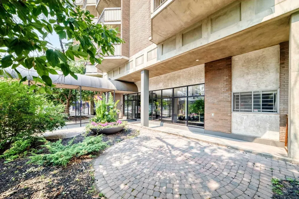 340 14 Avenue SW Calgary AB T2R 0M3