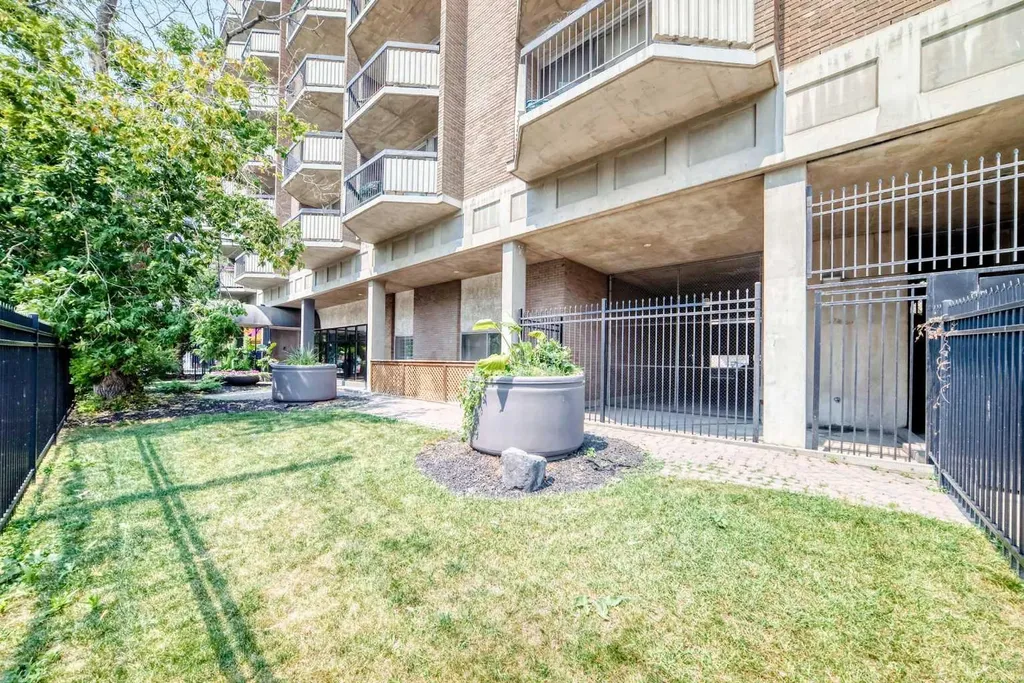 340 14 Avenue SW Calgary AB T2R 0M3