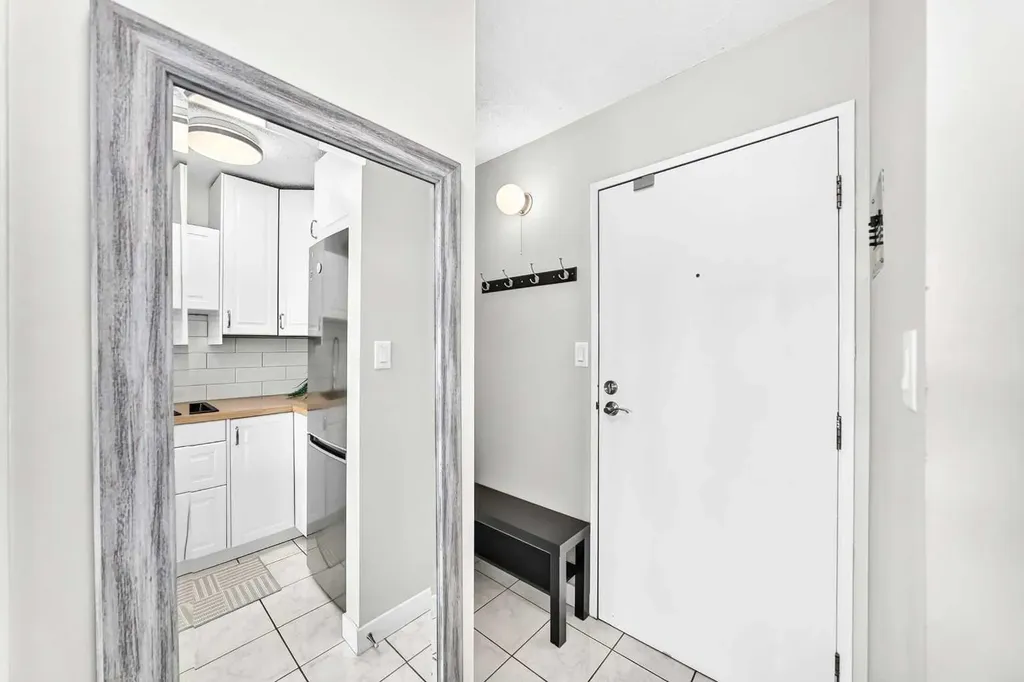 340 14 Avenue SW Calgary AB T2R 0M3