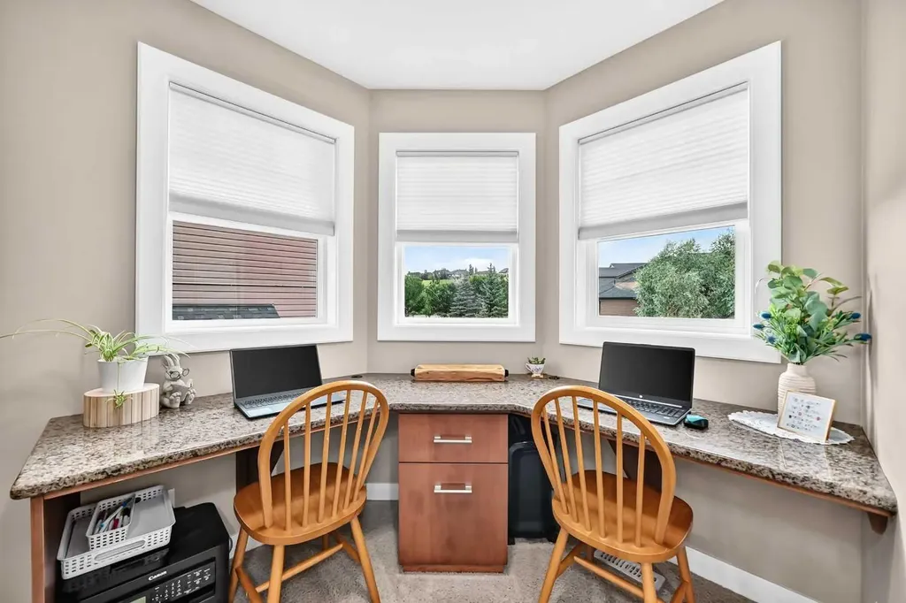 11 Westridge Way Okotoks AB T1S 0K1