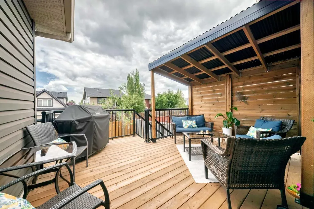 11 Westridge Way Okotoks AB T1S 0K1