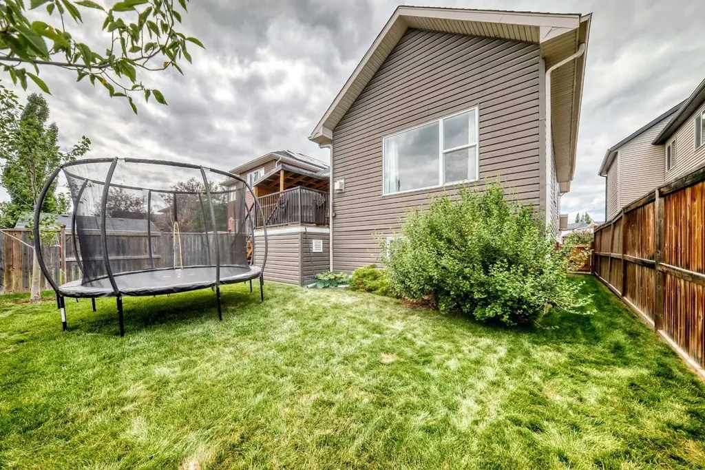 11 Westridge Way Okotoks AB T1S 0K1