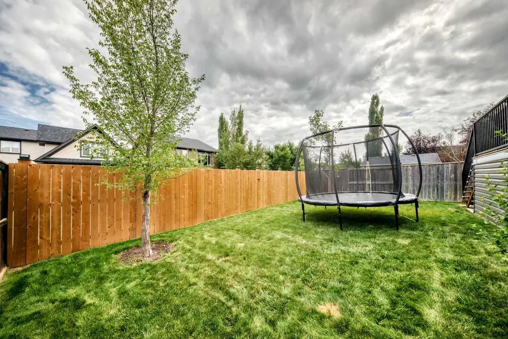 11 Westridge Way Okotoks AB T1S 0K1