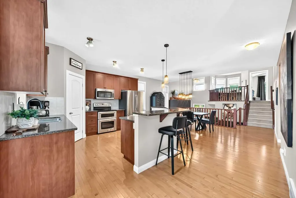 11 Westridge Way Okotoks AB T1S 0K1