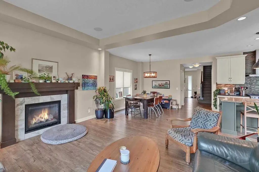 518 Mahogany Manor SE Calgary AB T3M0Y3