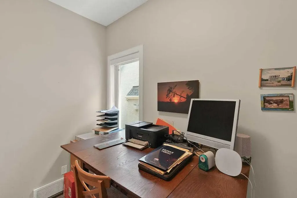 518 Mahogany Manor SE Calgary AB T3M0Y3