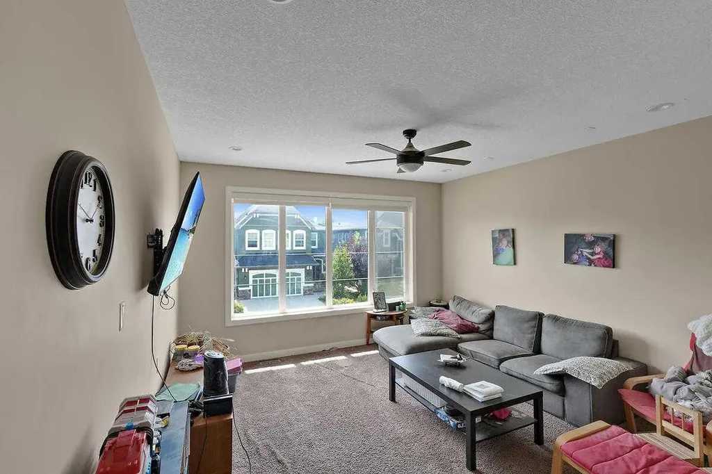 518 Mahogany Manor SE Calgary AB T3M0Y3