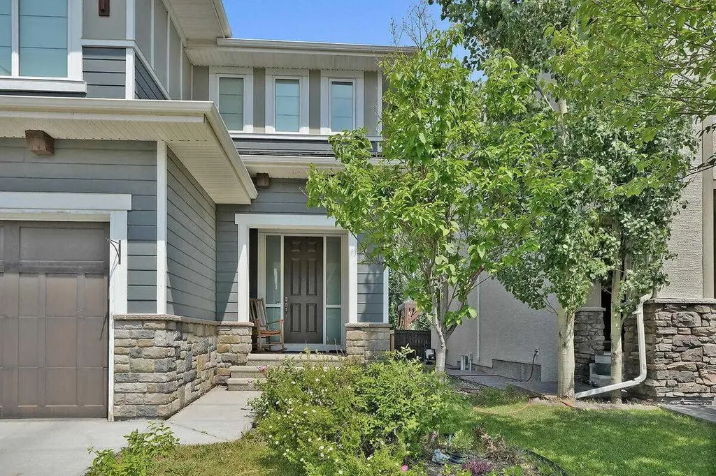 518 Mahogany Manor SE Calgary AB T3M0Y3