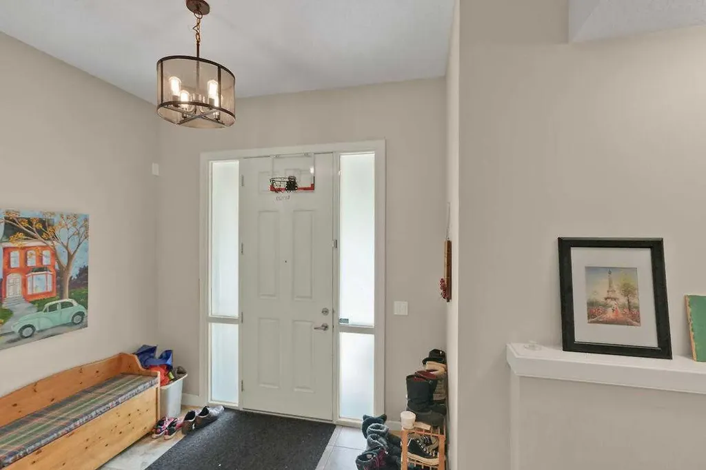 518 Mahogany Manor SE Calgary AB T3M0Y3
