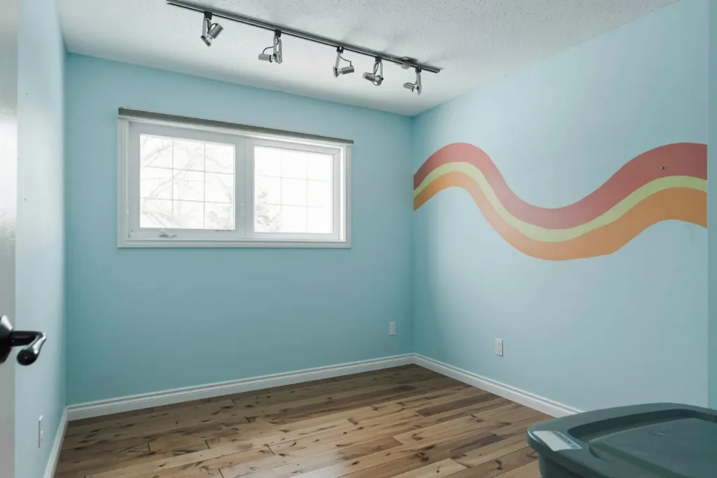 108 Robin Crescent Fort Mcmurray AB T9H 2W3