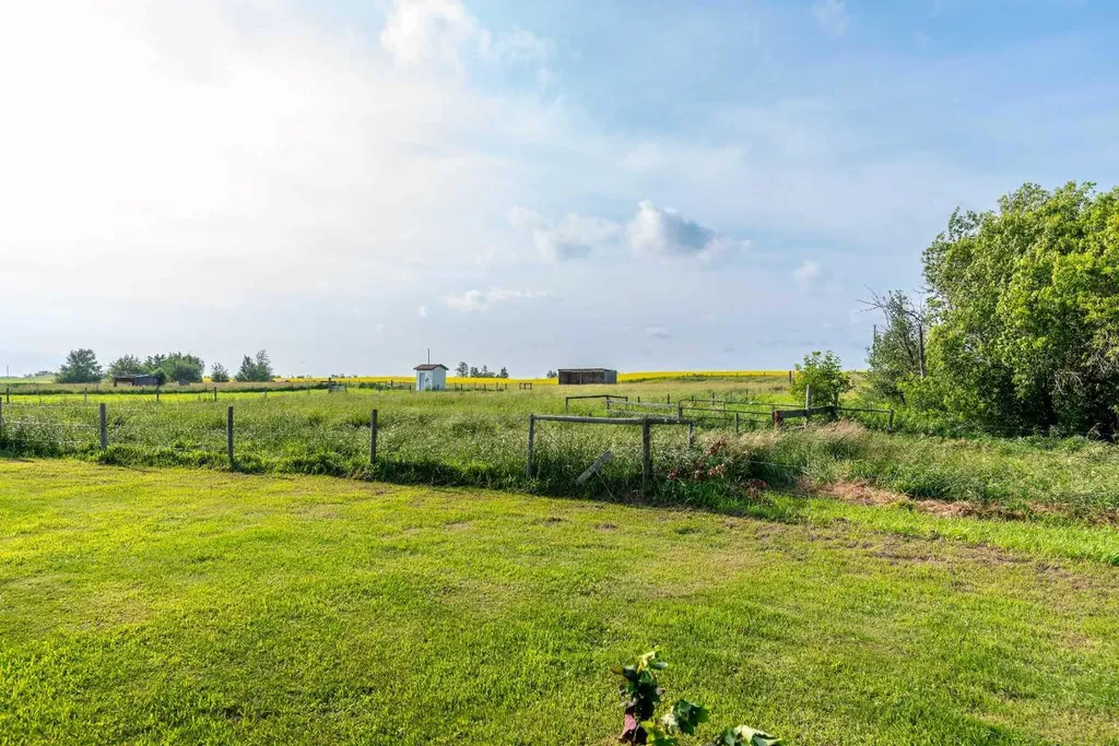 46479 Range Road 3214 Rural SK S0M 2J0