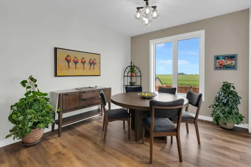 79 Vincent Crescent Olds AB T2H0G8