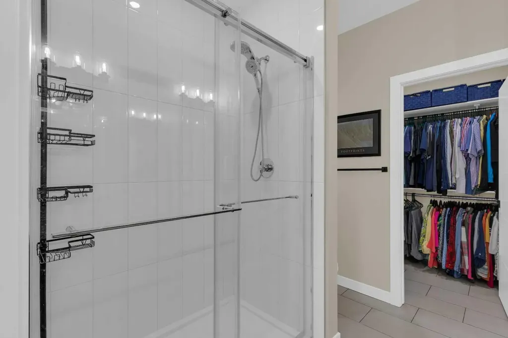 79 Vincent Crescent Olds AB T2H0G8