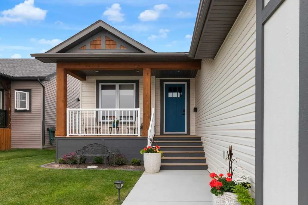 79 Vincent Crescent Olds AB T2H0G8