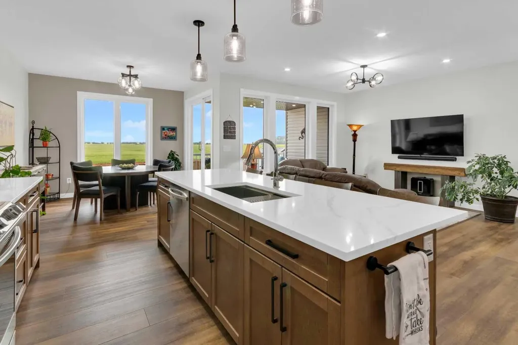 79 Vincent Crescent Olds AB T2H0G8
