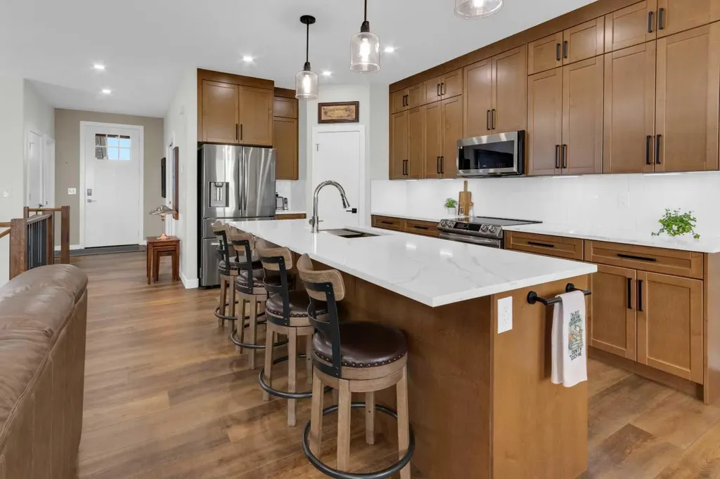 79 Vincent Crescent Olds AB T2H0G8
