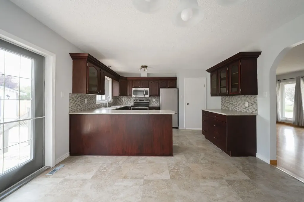 157 Torrie Crescent Fort Mcmurray AB T9K 1J7