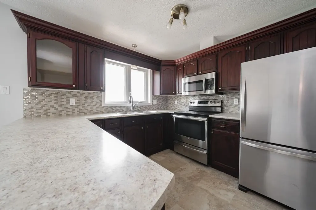157 Torrie Crescent Fort Mcmurray AB T9K 1J7