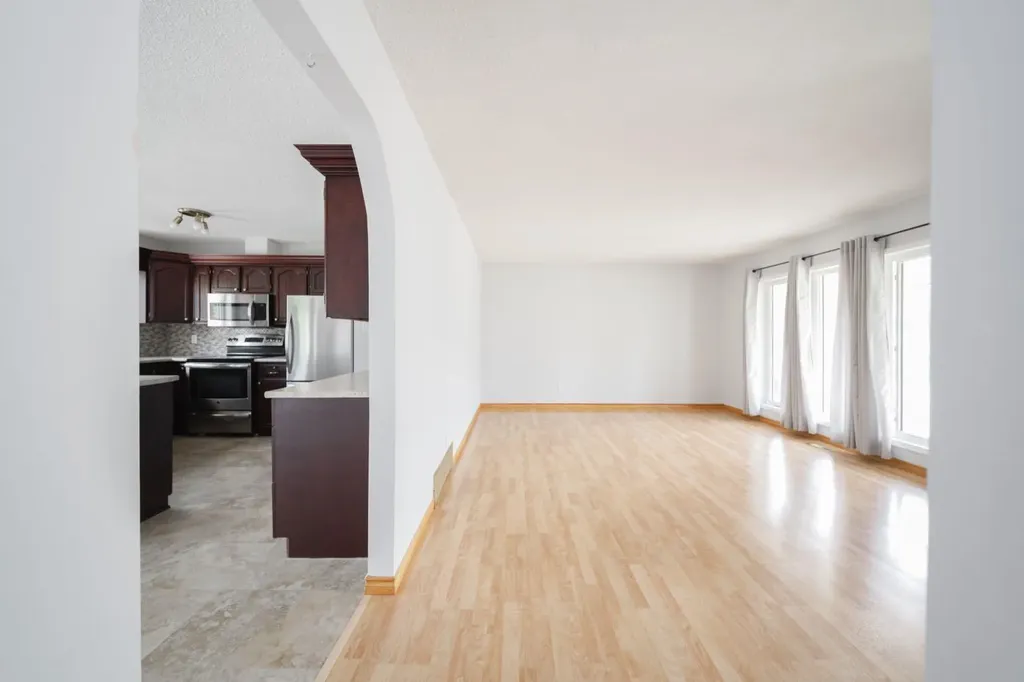 157 Torrie Crescent Fort Mcmurray AB T9K 1J7