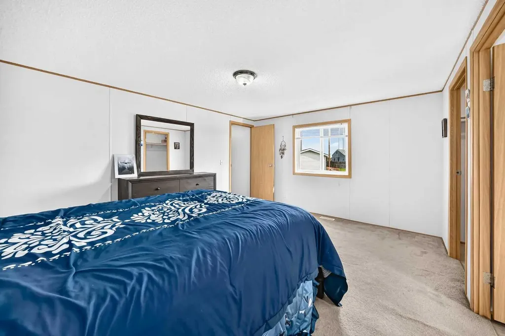 11 3 Street Gadsby AB T0C 1K0