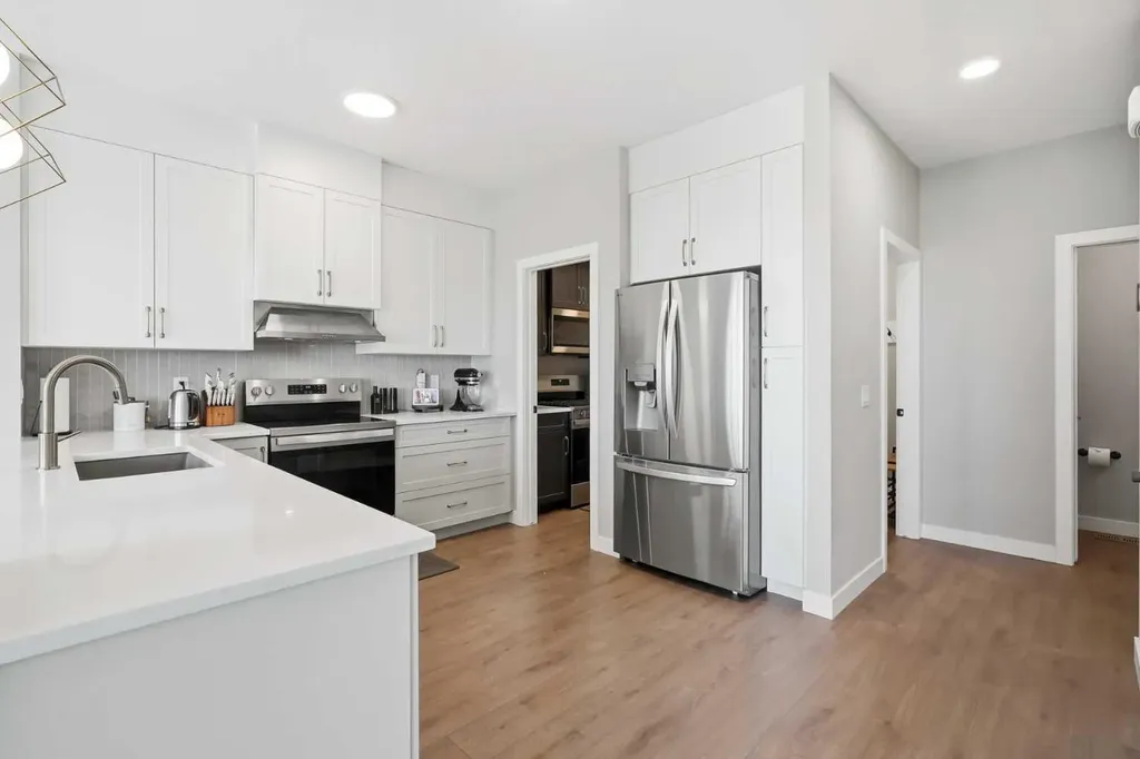 143 Belvedere Crescent SE Calgary AB T2A7Y5