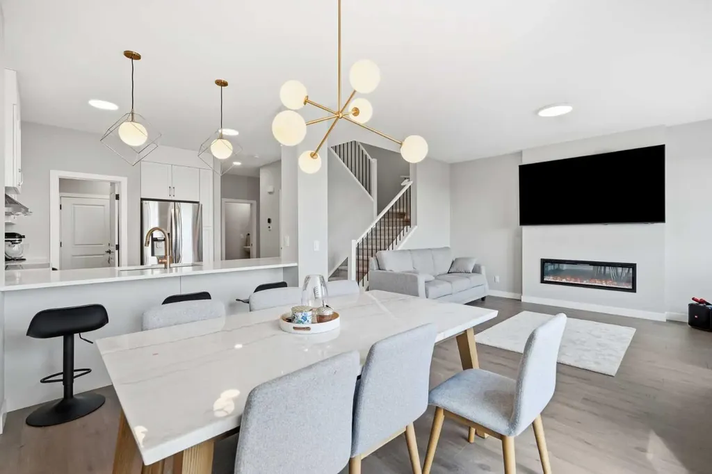 143 Belvedere Crescent SE Calgary AB T2A7Y5