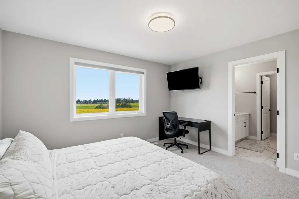 143 Belvedere Crescent SE Calgary AB T2A7Y5
