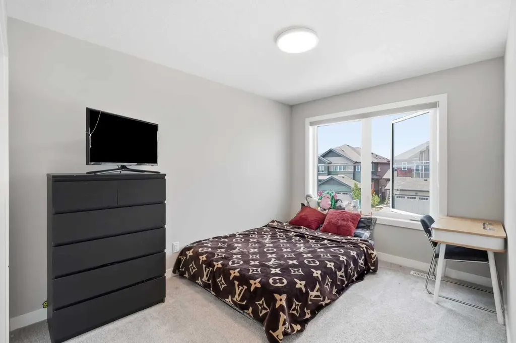 143 Belvedere Crescent SE Calgary AB T2A7Y5