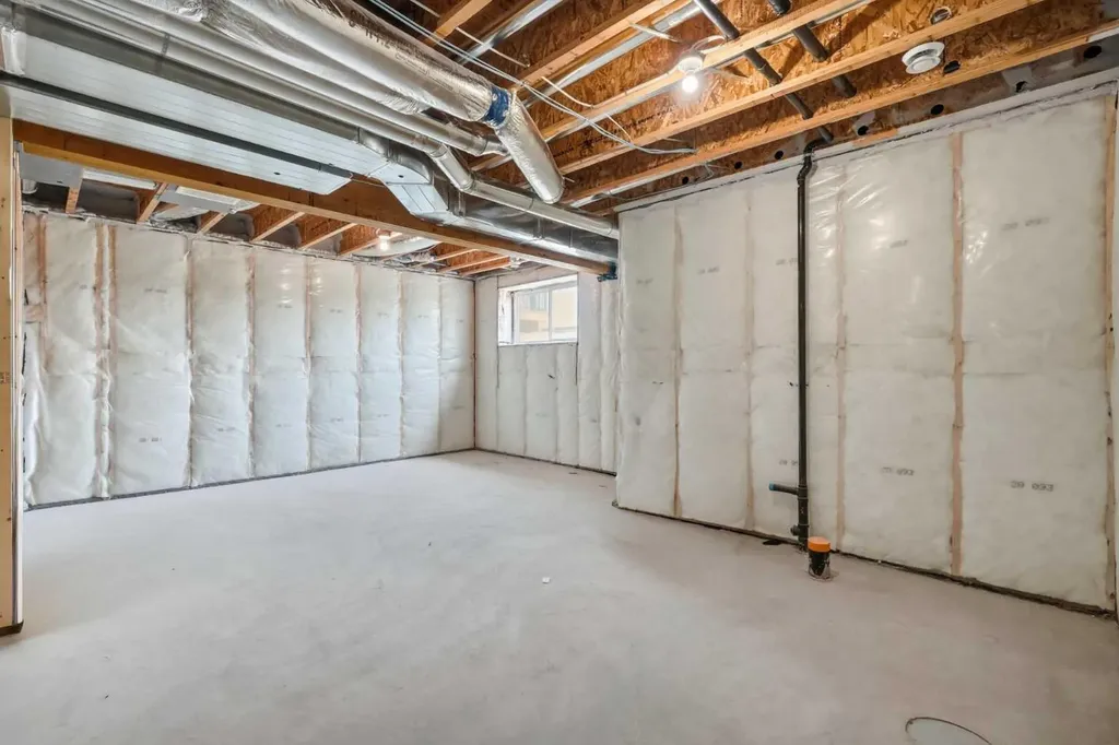 143 Belvedere Crescent SE Calgary AB T2A7Y5