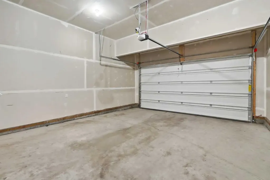 143 Belvedere Crescent SE Calgary AB T2A7Y5